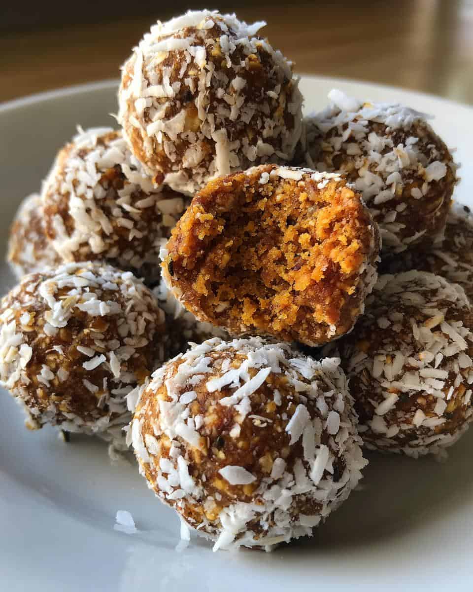 No-Bake Healthy Pumpkin Pie Energy Balls - detail 2