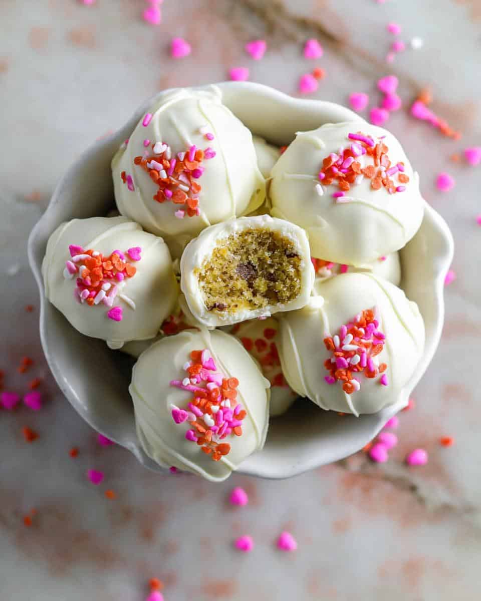 Valentine Cake Balls - detail 2