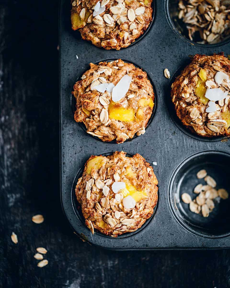 Oatmeal Greek Yogurt Muffins (Healthy Breakfast) - detail 1